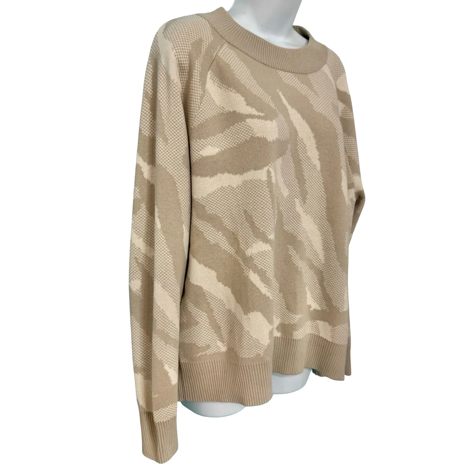 Athleta Tan Camo Camouflage Crew Neck Wool Blend Jacquard Pullover Sweater sz L - Image 6