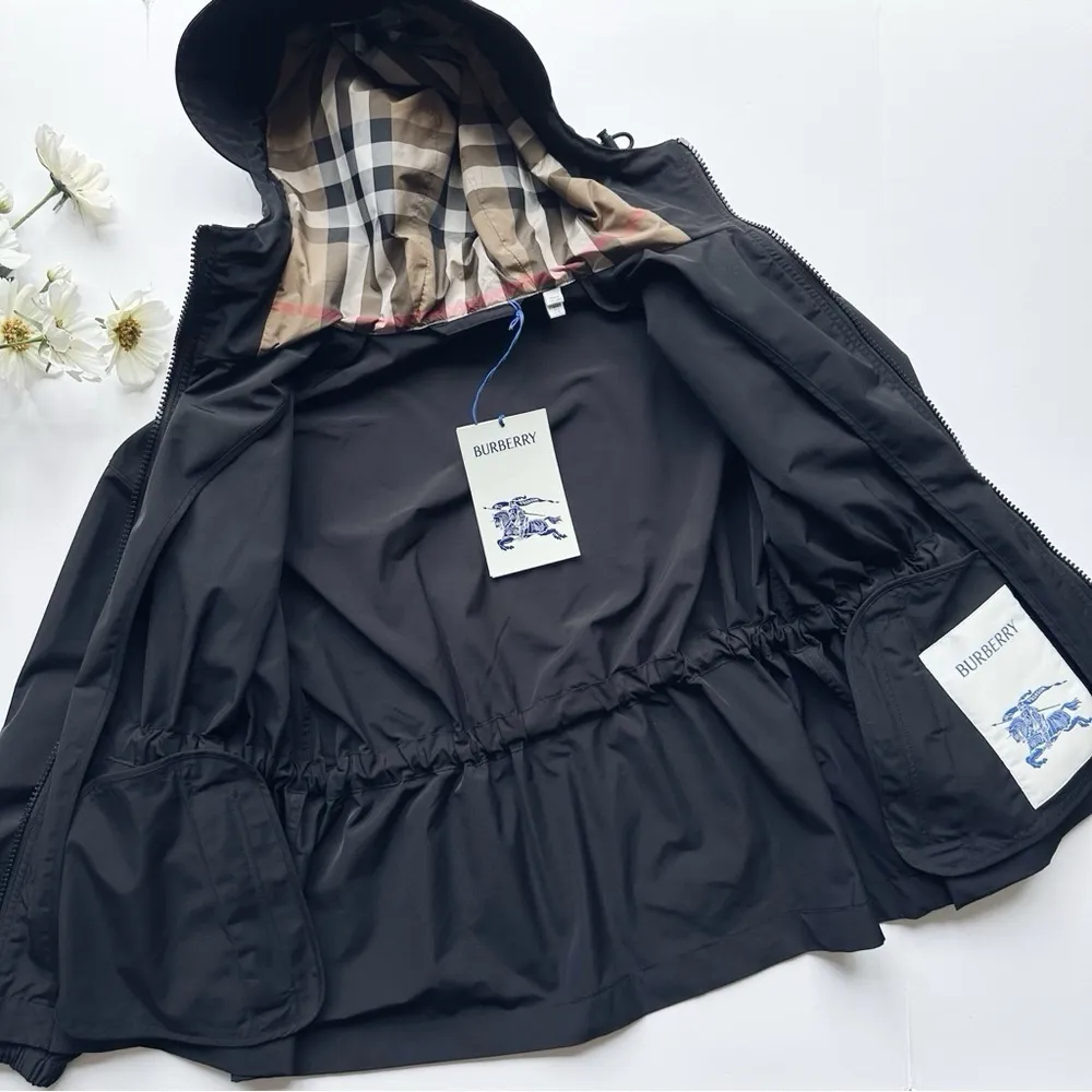 Burberry  Women’s Birley Lightweight Jacket Black Designer Size 2 - Image 3