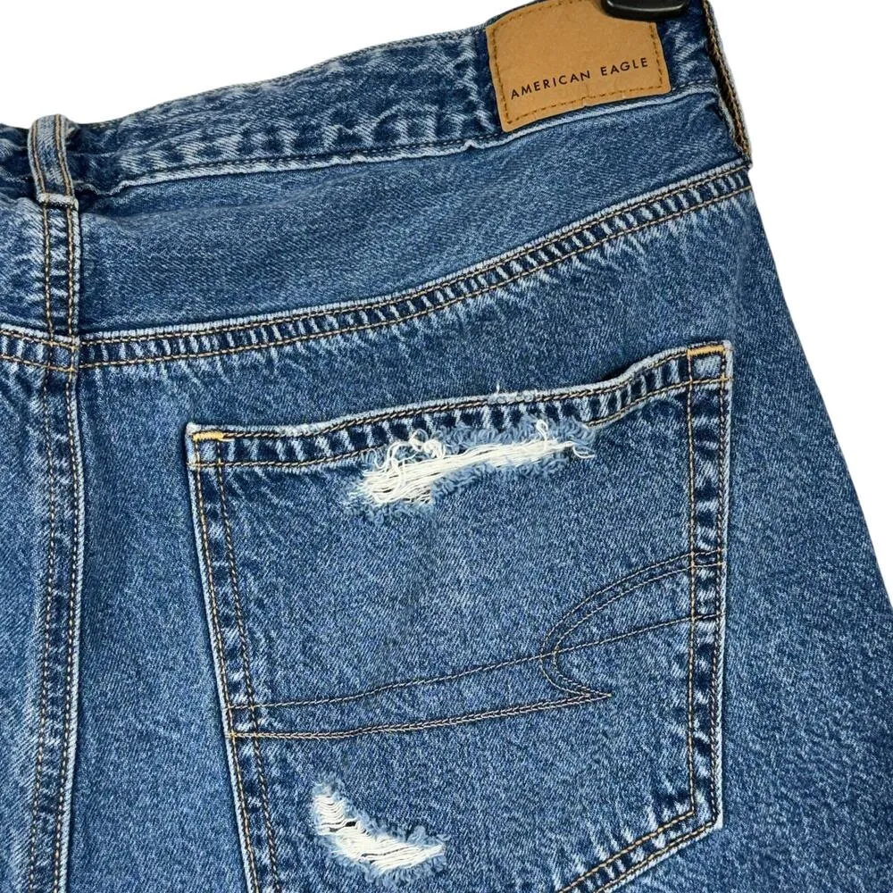 American Eagle SZ 6 TomGirl Jean Shorts Distressed Mid-Rise Zip-Fly Cuffed Blue - Image 4
