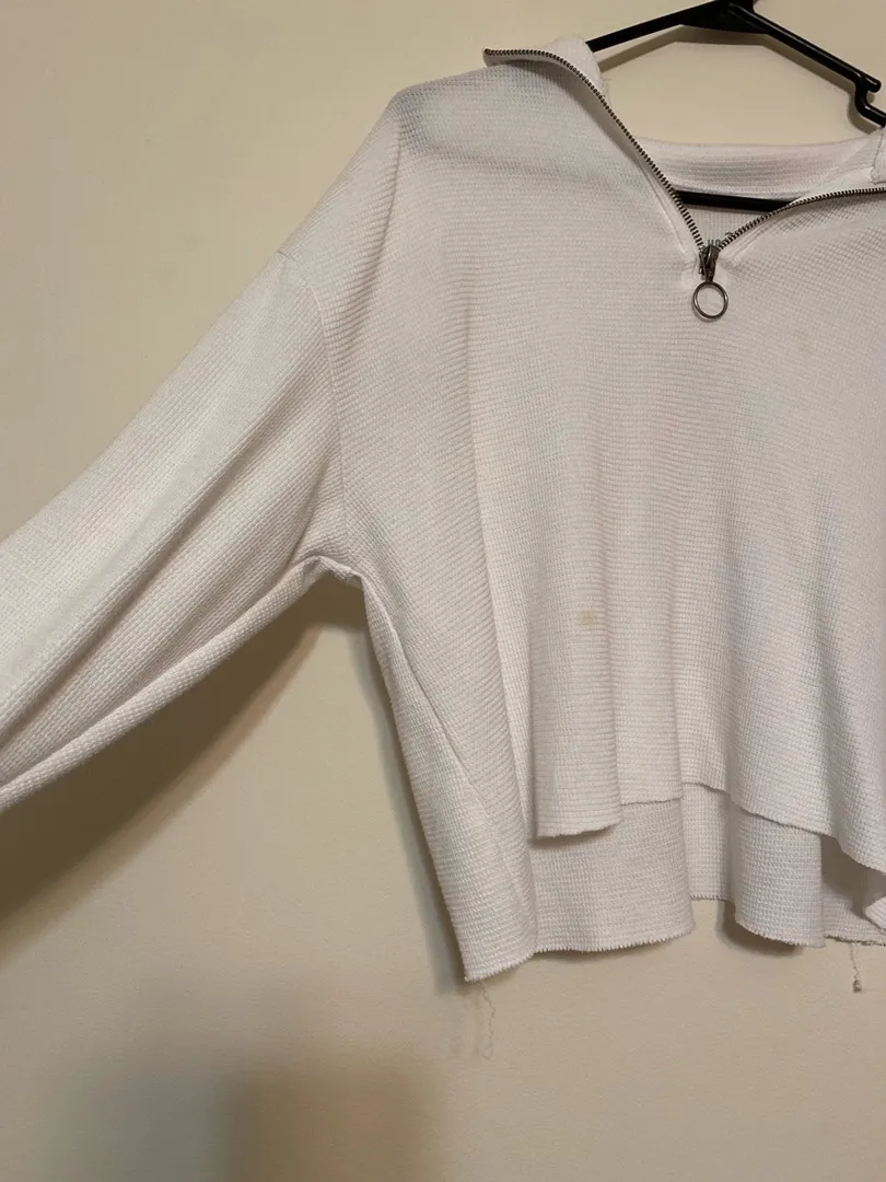 Hollister Long Sleeve - Image 3