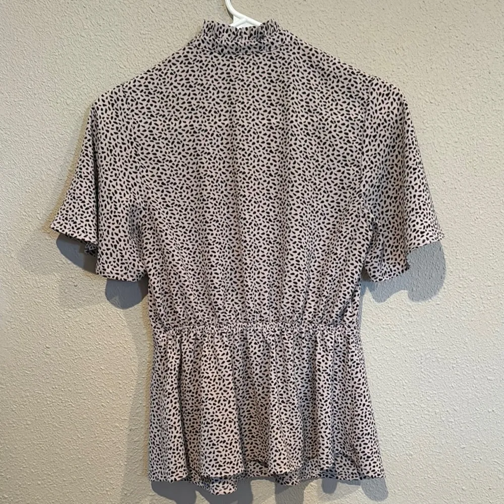 Black and White Wrap Blouse with Flowy Sleeves Size M - Image 3