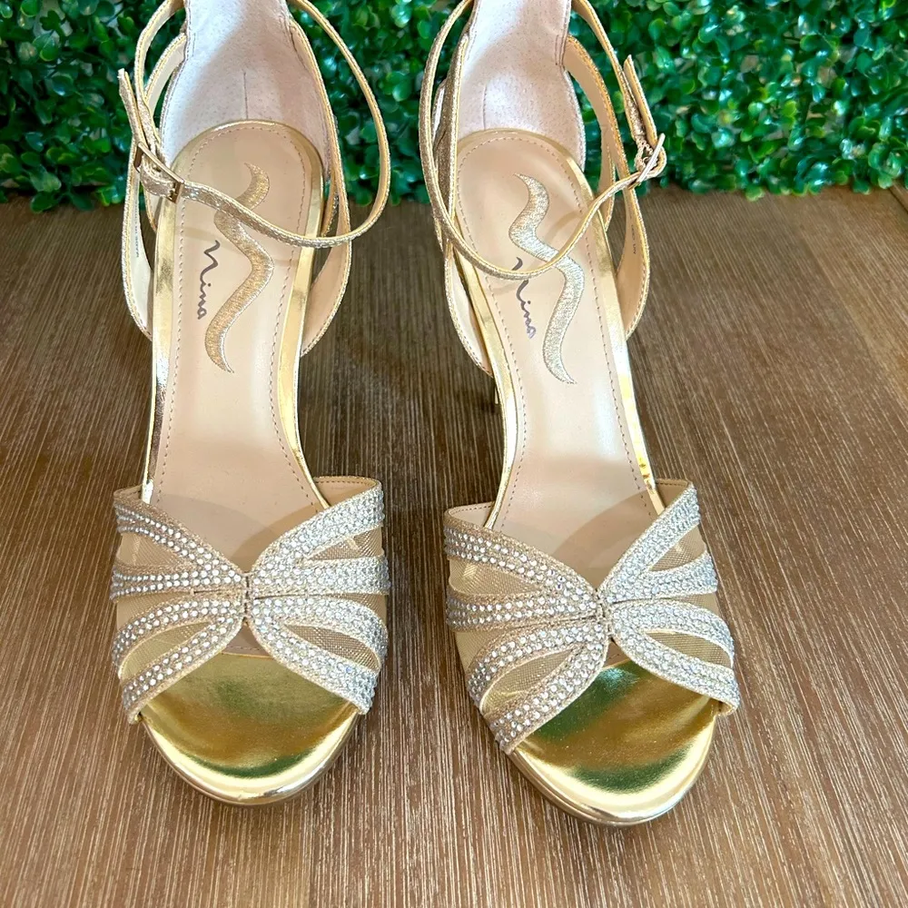 Mina Women’s Size 9 Chic Gold Heels – New with Minor Scuffs from Try-On Formal - Image 2