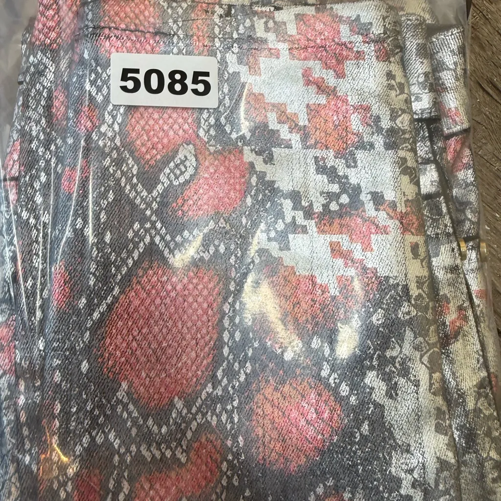 Just Cavalli Luxe Women's Silver Matallic Snake Skinny Jeans Cotton size 25 NWT - Image 9