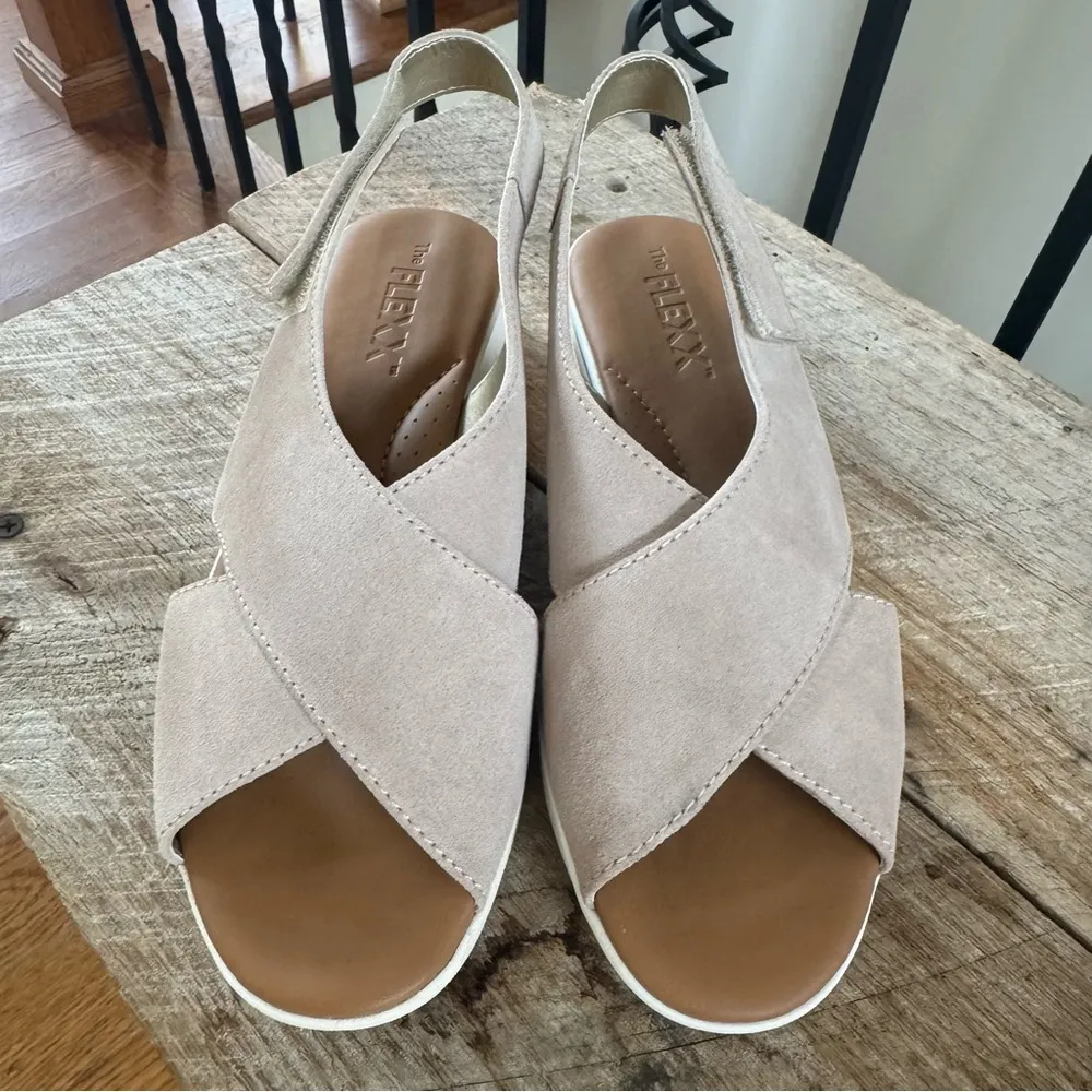 THE FLEXX Suede Leather Cross Band Back Strap Sport sandals Capri Dune beige 8.5 White - Image 2