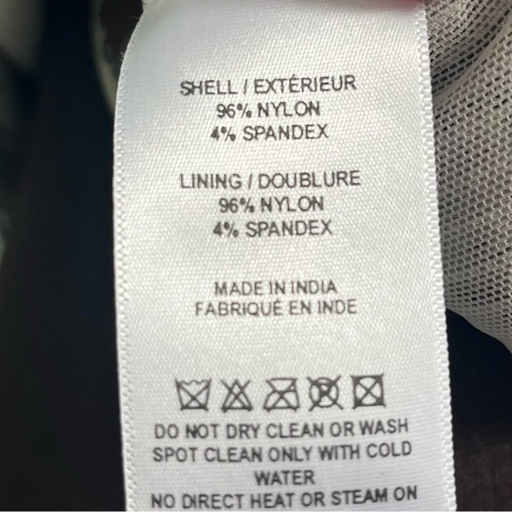 Emily Shalant Women’s Pewter Sequin Short Sleeve Rhinestone Bow Top Size M Silver Size M - Image 8