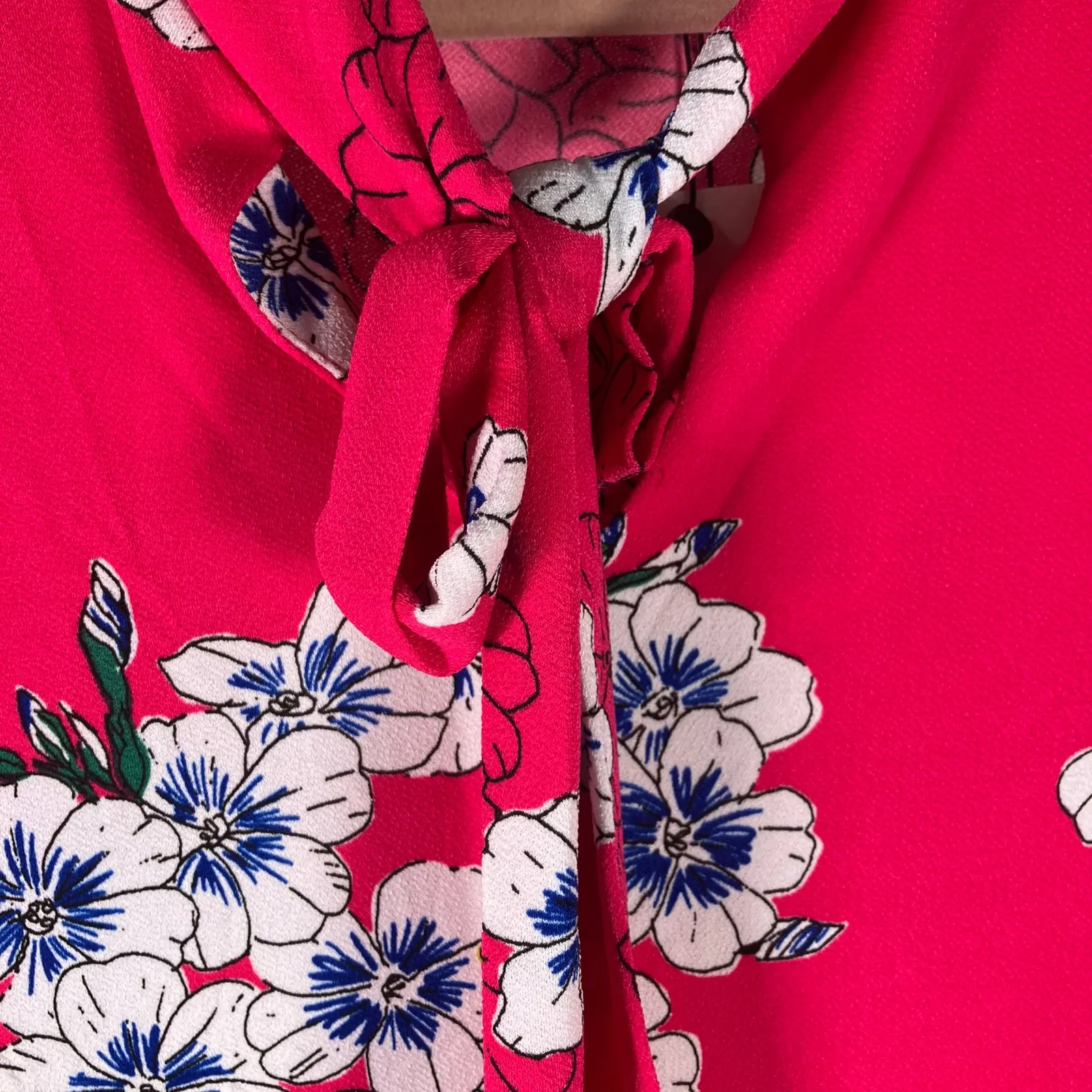 Leota Bowtie Blouse 2L‎ Hydrangea Bloom Pink Floral Sleeveless Top Made in USA - Image 4