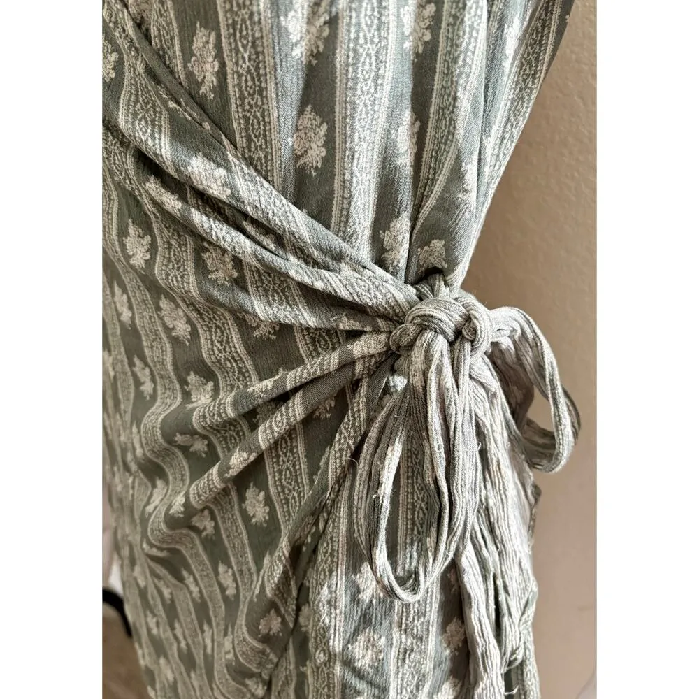 Sadie & Sage | Women's Boho Muted Tones Wrap Blouse Sleeveless Tank Top | Small Green - Image 3