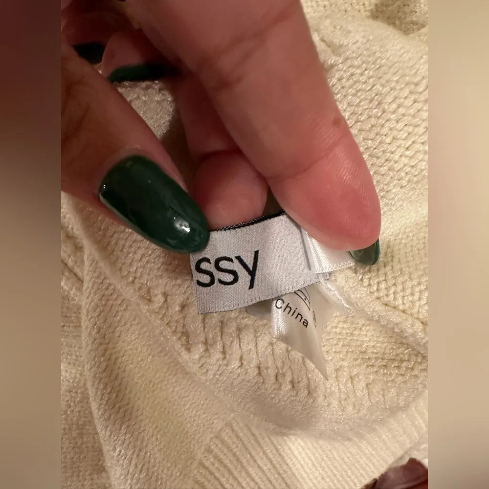 NWOT Cream Cardigan with Colorful Buttons and Embroidery Red Size L - Image 10