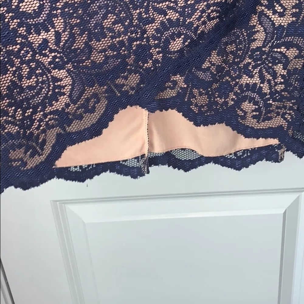 Bisou Bisou Navy Lace BodyCon Dress Sz 12 - Image 5