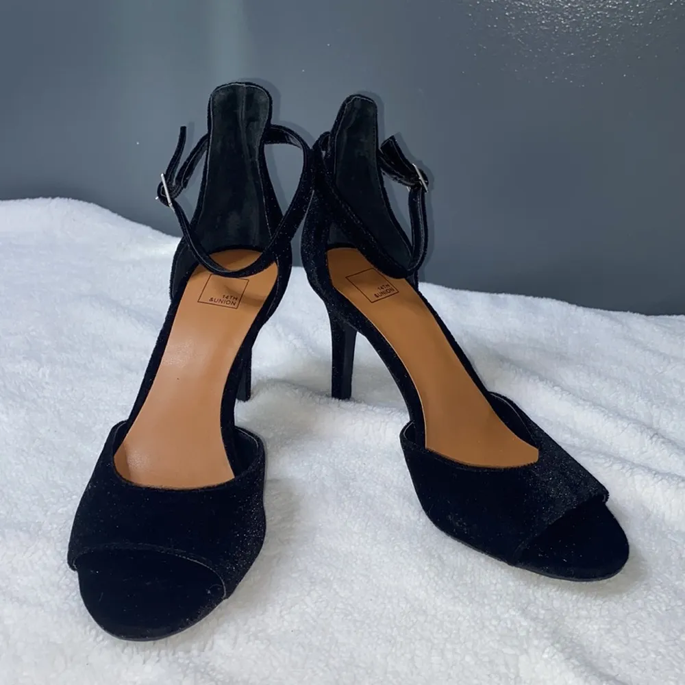 14th & Union Ardin Velvet Heels - Image 2