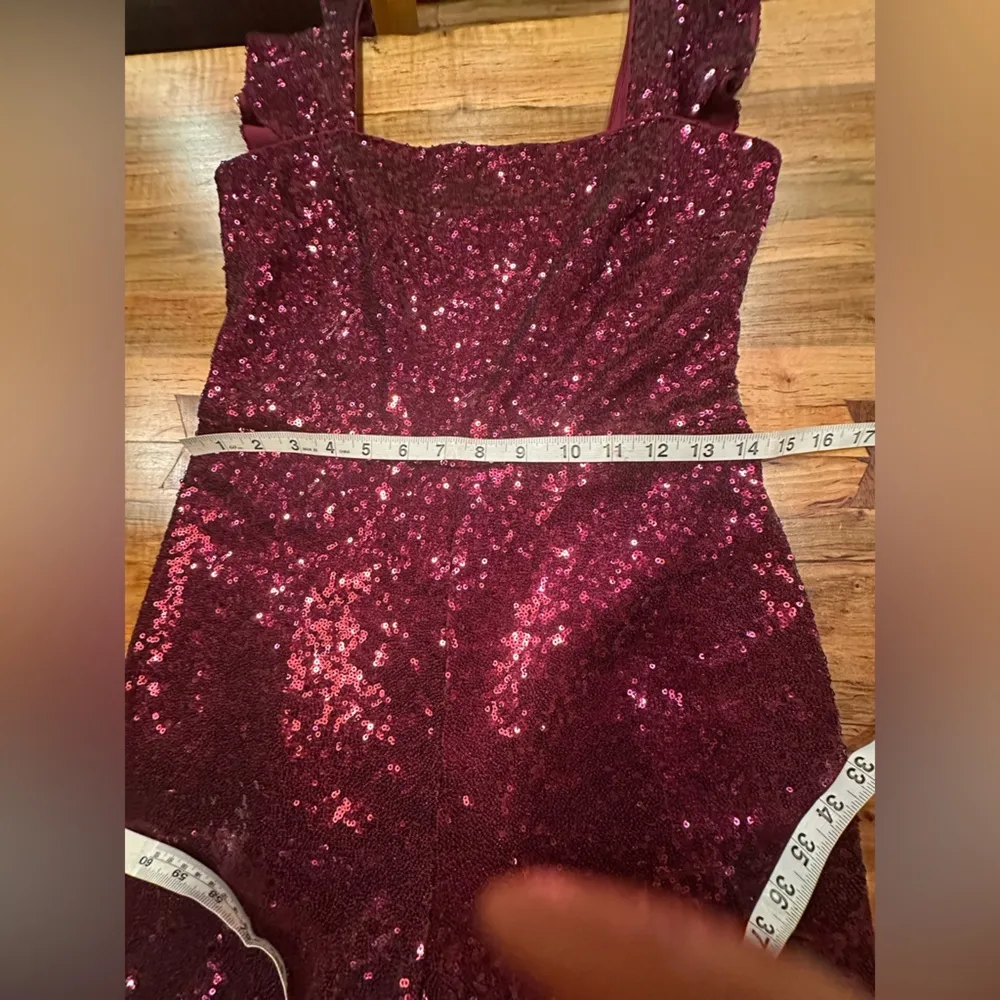 NWT Gal Meets Glam Red Plum Sequin Casey Jumpsuit Cropped  Ruffle SHOULDER - Image 10