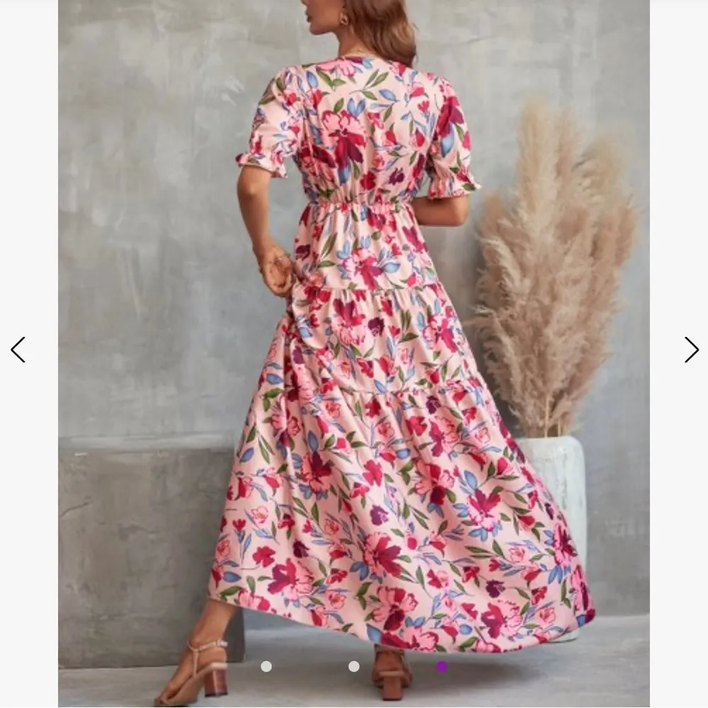 Camissa Flowing Pink floral Maxi Dress Size XL Plunge Neckline New NWT - Image 2