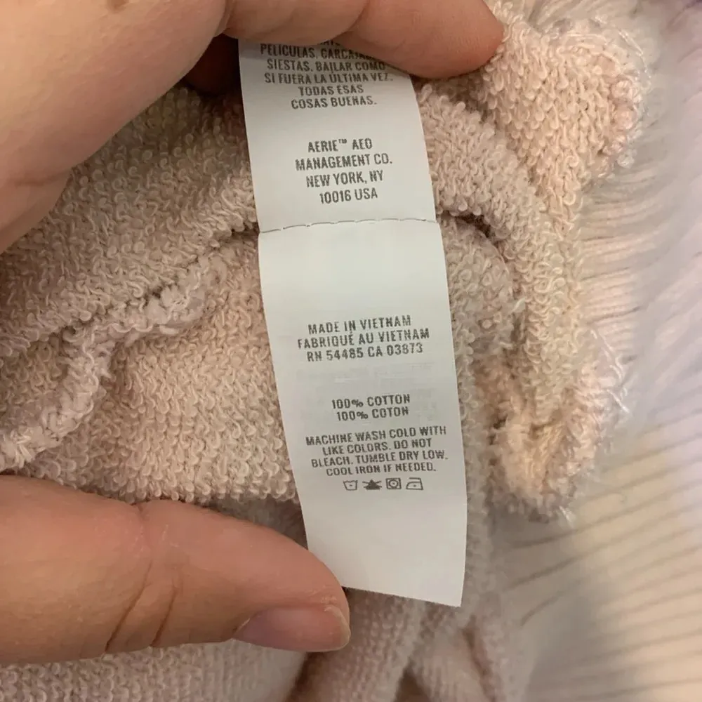 Light pink Aerie hooded sweatshirt sz L girly feminine athleisure loungewear - Image 7