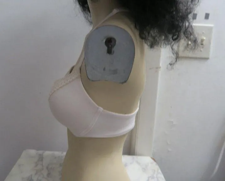 Victoria's Secret body by victoria perfect shape bra in white/ off white size 32D. - Image 7