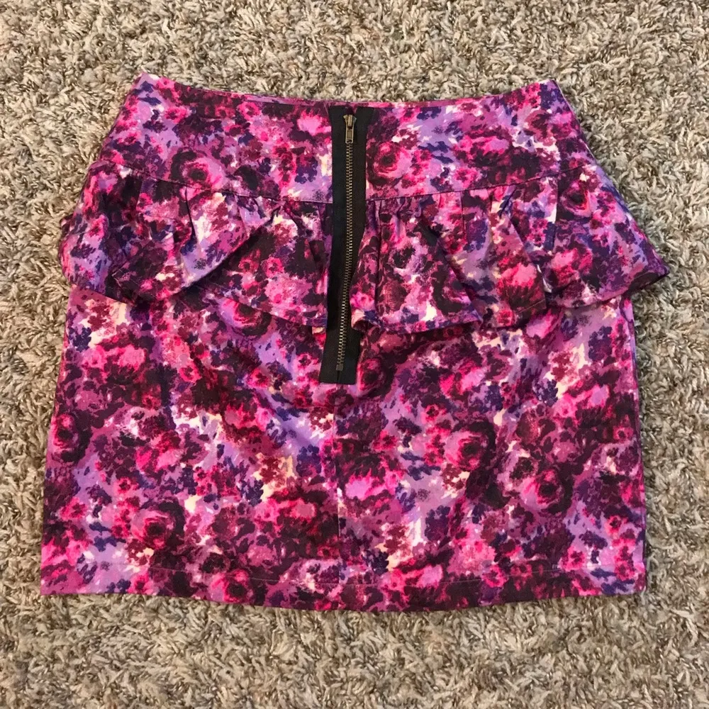 xxi floral ruffle waist bodycon mini skirt - Image 9