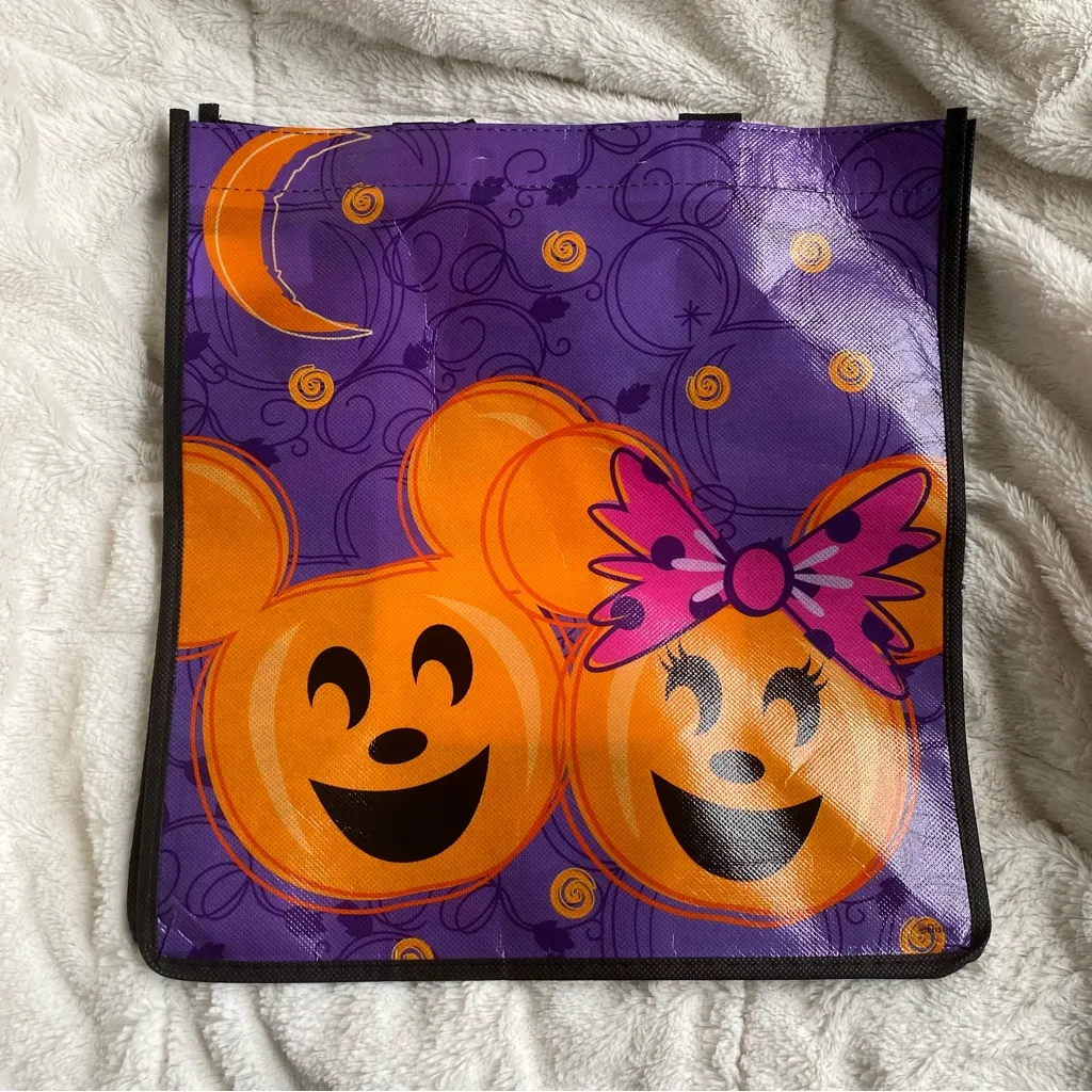 4/$20 Disney Mickey and Minnie Halloween Candy Tote Bag - Image 2
