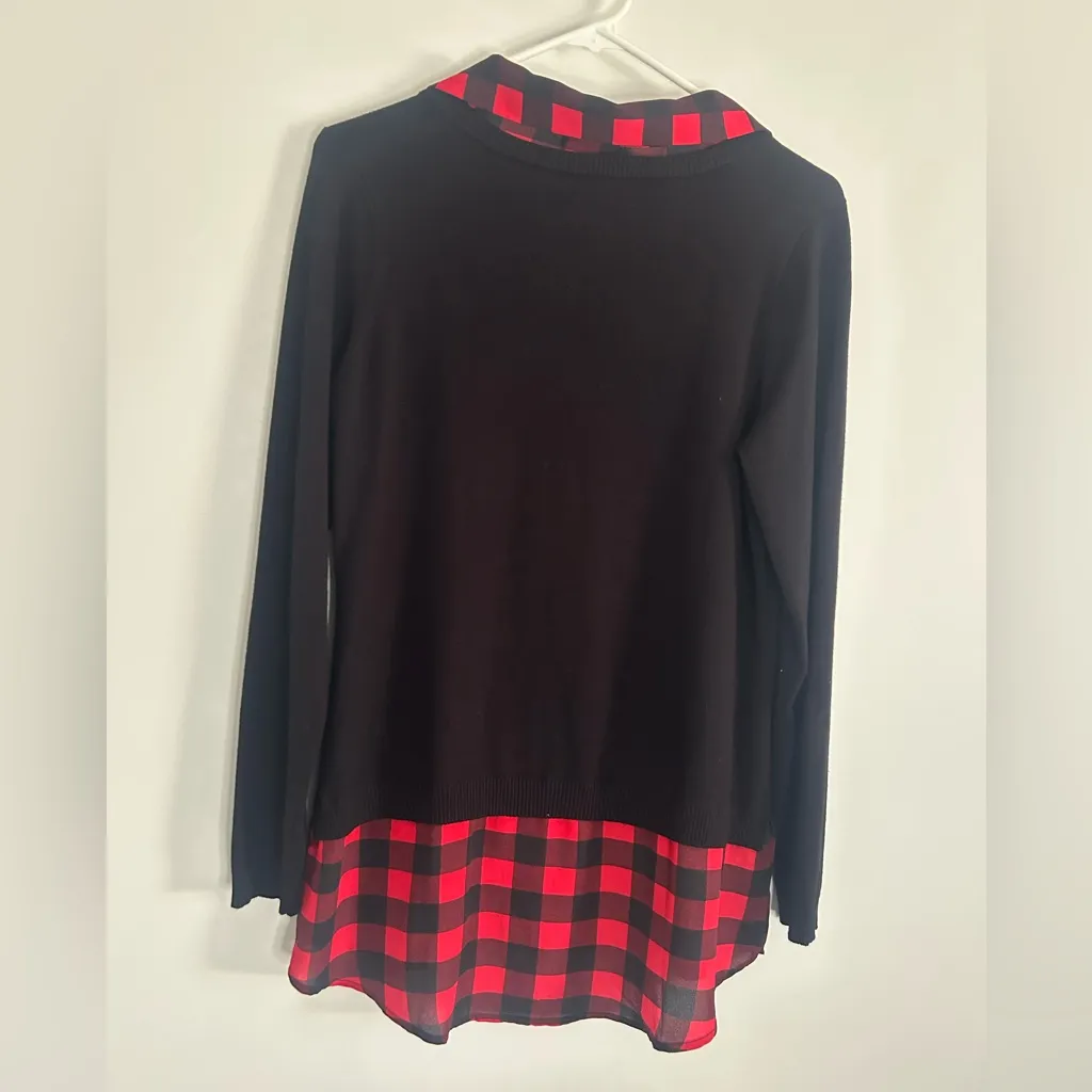 Adrianna Papell elegant pullover,Used excellent condition. Size M. - Image 3