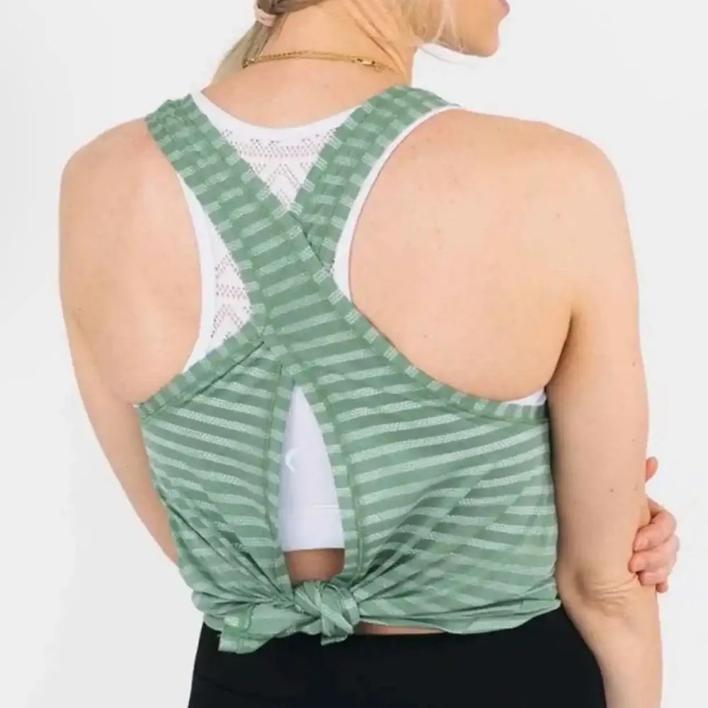 Zyia  Active Nimbus Gray Split Back Tank Top Medium - Image 7