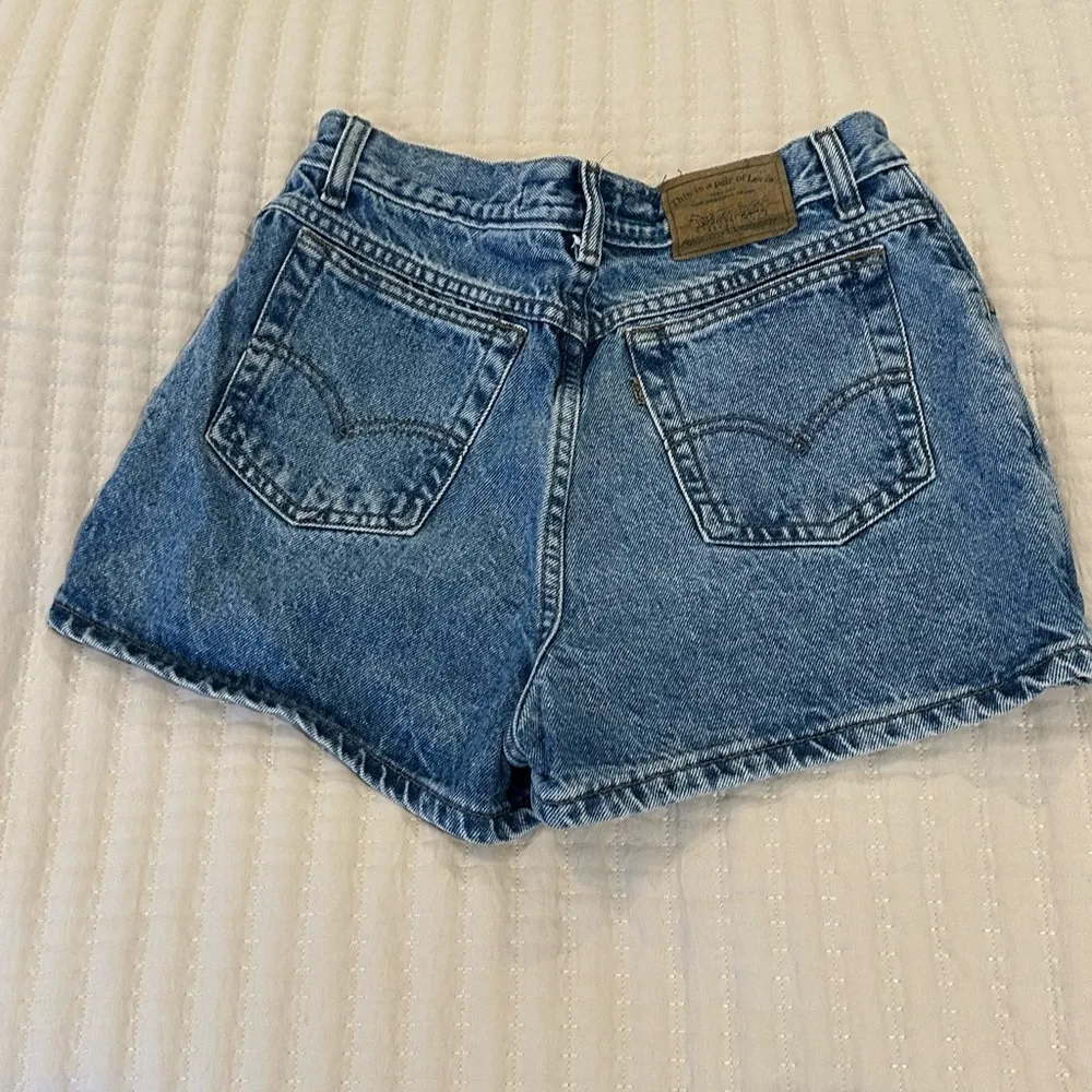 Levi’s Vintage 80’s 900 series size 11 denim jean shorts - Image 10