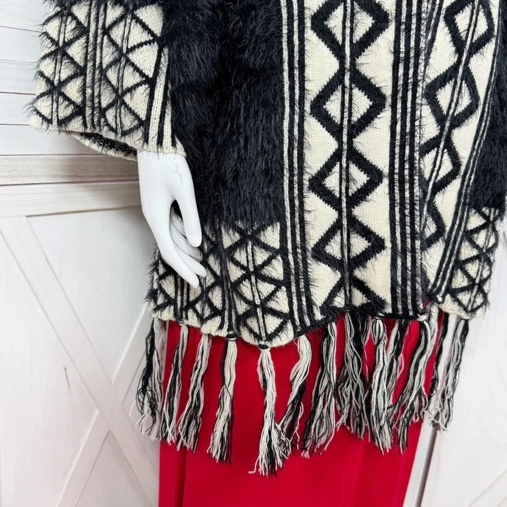 Kayla by Tally Taylor Fuzzy Knit Fringe Hem Boho Cardigan Sweater Black Small - Image 6