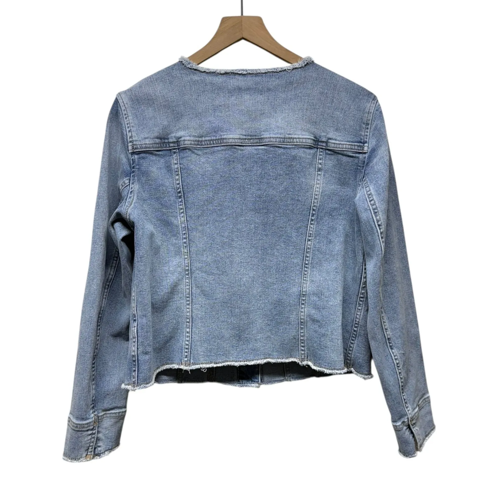 Talbots Women Denim Jean Jacket Sz L Blue Distressed Fringe Button Front Pockets - Image 2