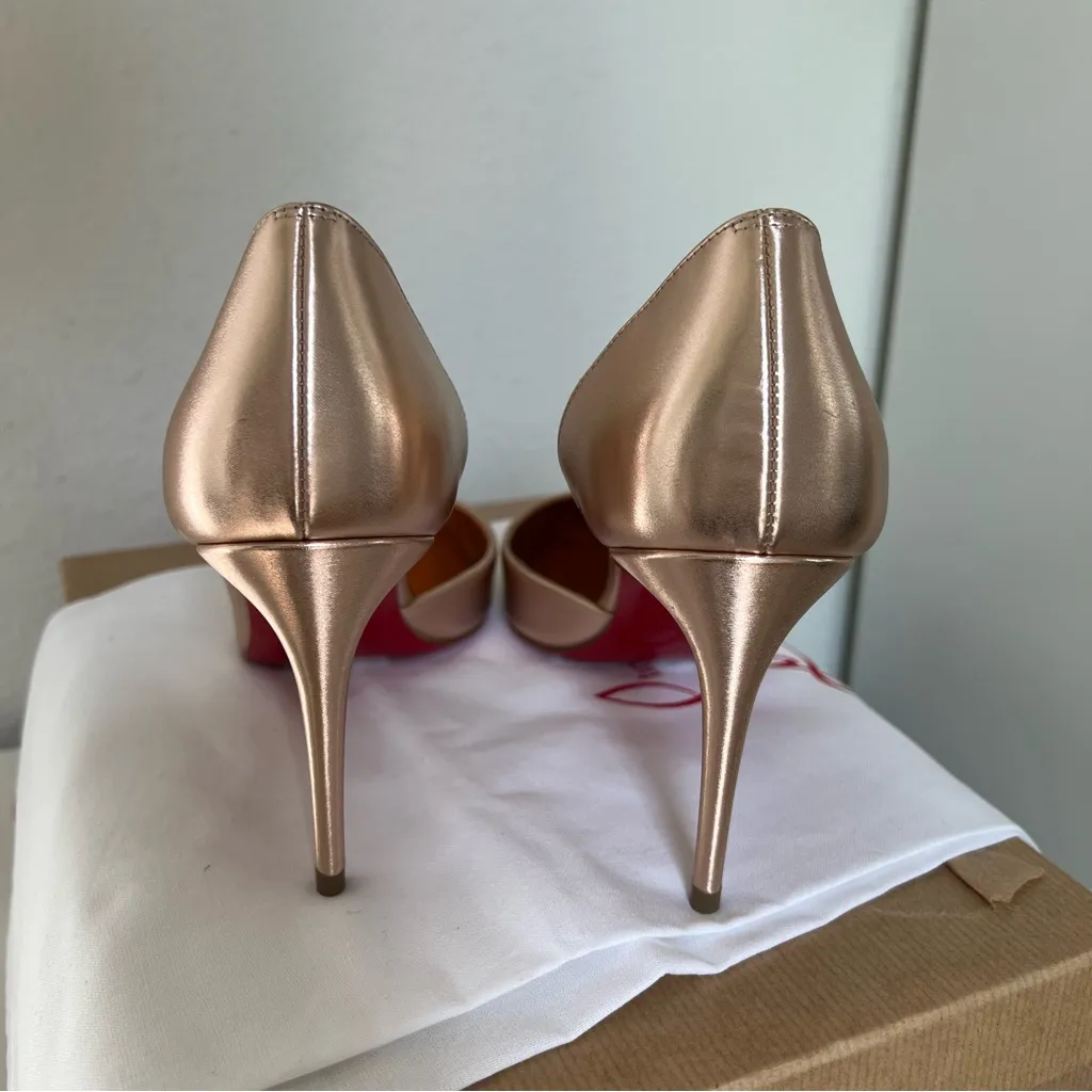 NIB Christian Louboutin Iriza 85mm Leather Pointed Toe Pumps Heels in Leche - Image 6