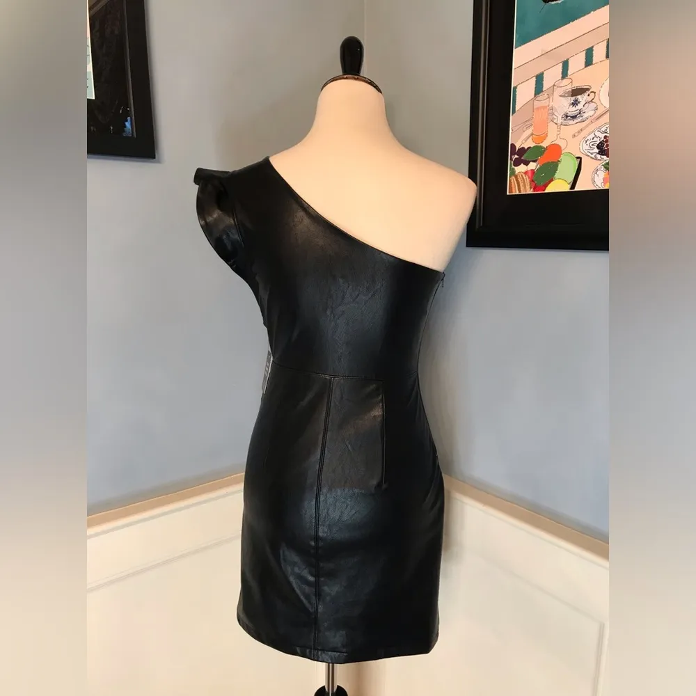 NWT Black Vegan Leather One Shoulder Asymmetrical Mini Dress Sz S - Image 4