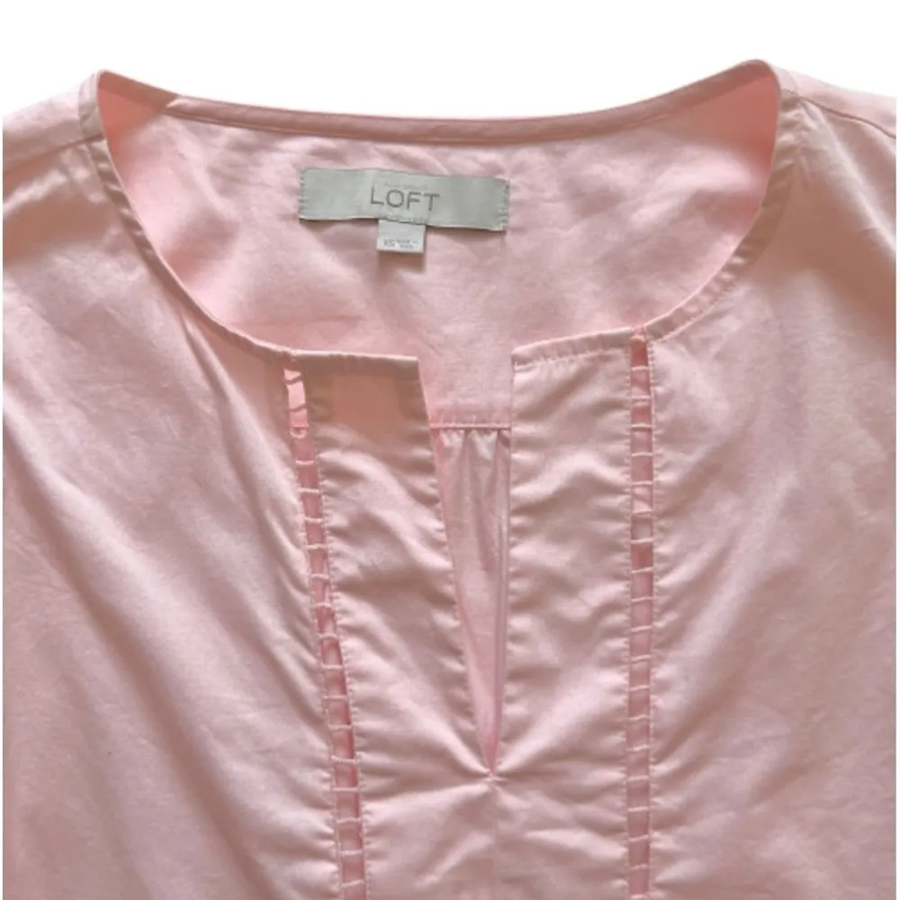 Loft Blouse Top Light Pink 3/4 Puff Sleeve V-Neck Cut Out Detail Top Size XS - Image 7