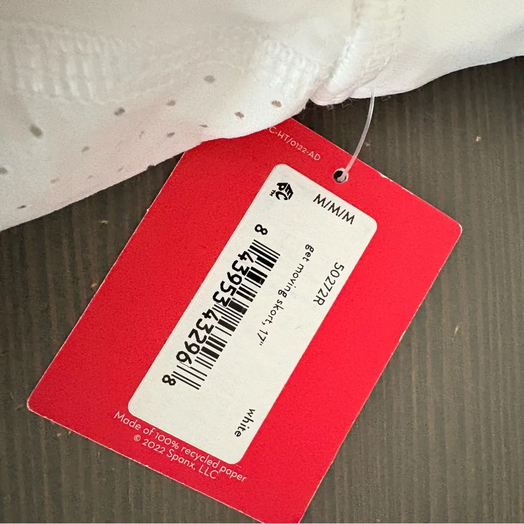 New Spanx Get Moving Skort 17" Booty Boost Short White Size M - Image 8