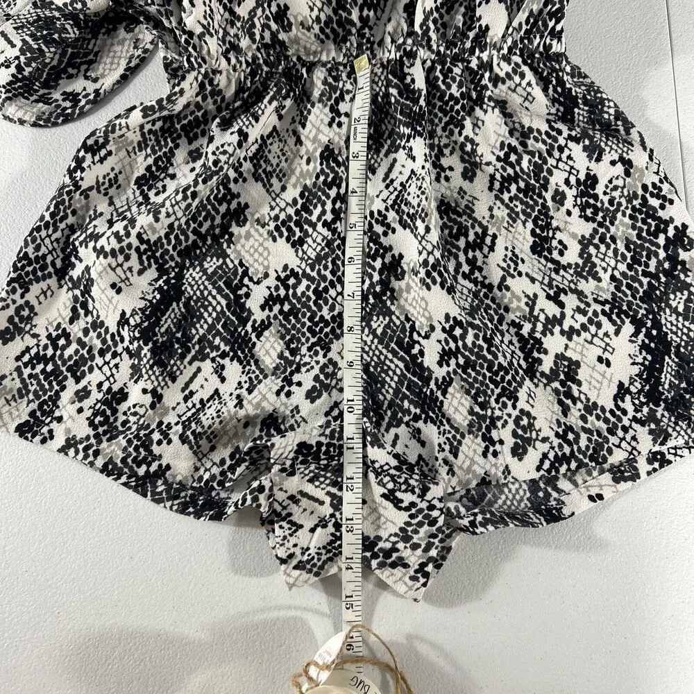 Mudpie Women's Romper Black white Snake Print Size S Bell Sleeves Elastic Waist - Image 11