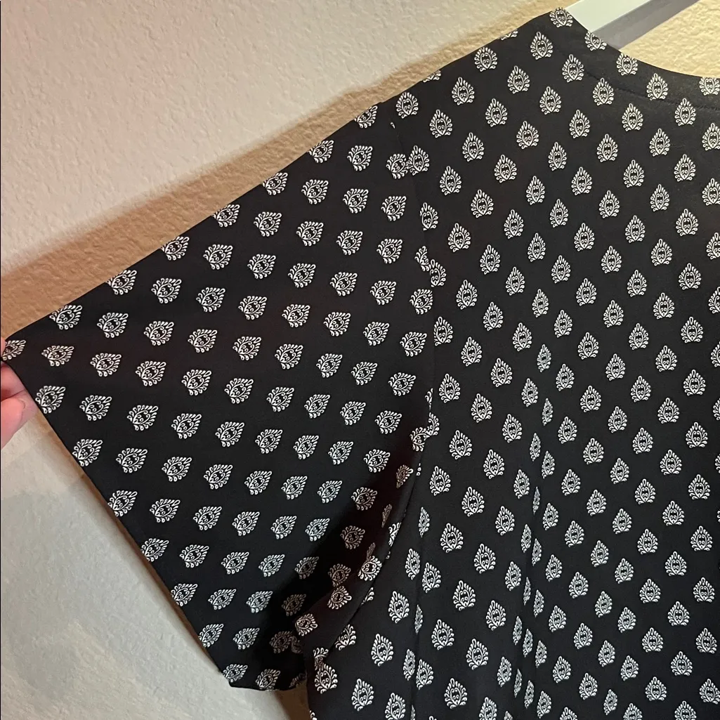 Vera Bradley Women’s Scrubs Scrub Top V Neck Black 2X Medical Dental - Image 8