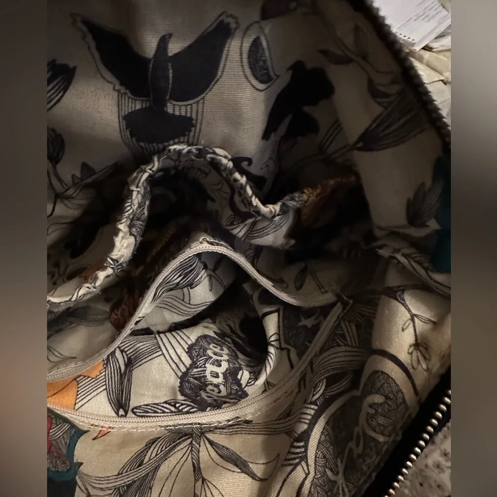 The Saks Leather Crossbody shimmer  bag - Image 9