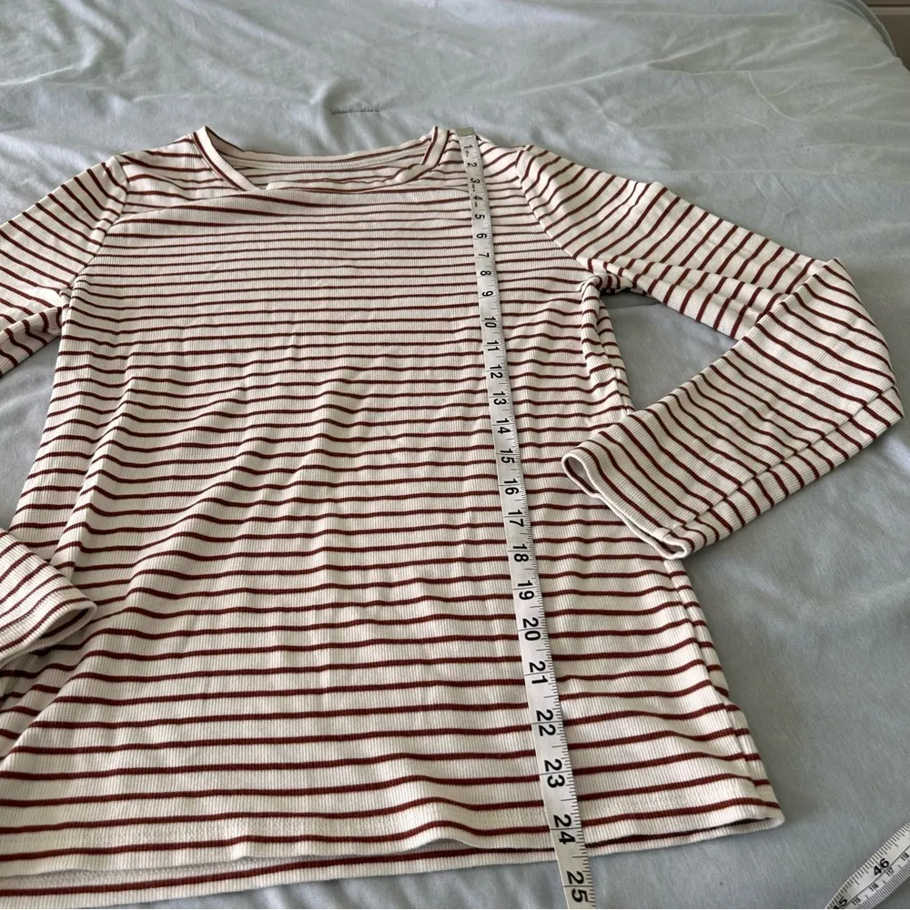 Stripped scoop neck long sleeve Size M - Image 4