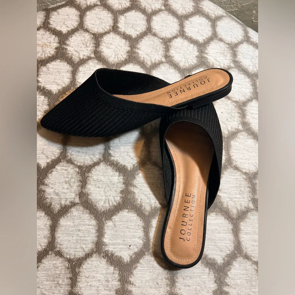 Journee Collection Textured Black Mules 8 Ribbed stretch material - Image 10