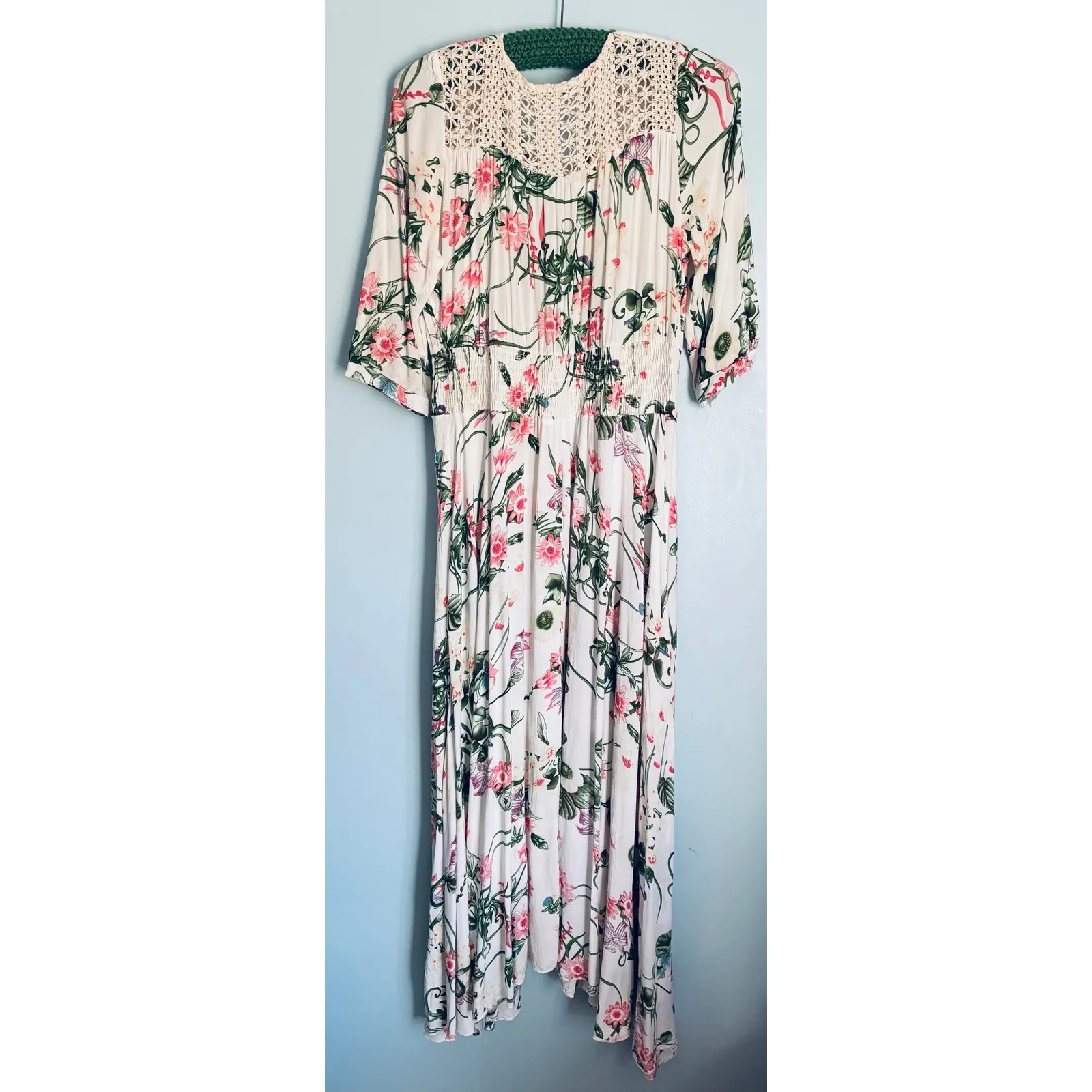 Showpo Lone Traveller Maxi Dress Floral Size 14 Green - Image 2
