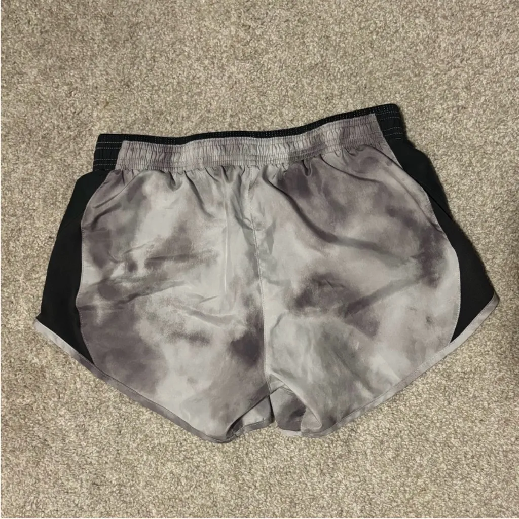 Nike Dri-FIT Running Shorts Women's Small Gray Tie Dye Black Athletic - Image 3