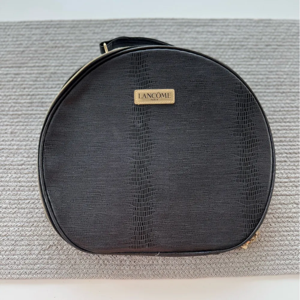 Vintage Lancôme Black Gold Faux Alligator Large Circle Clutch Purse Travel Bag - Image 2