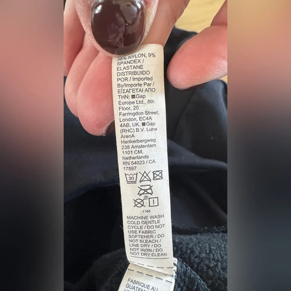 ATHLETA Altitude Polartec Half Zip Sweatshirt black size medium - Image 7