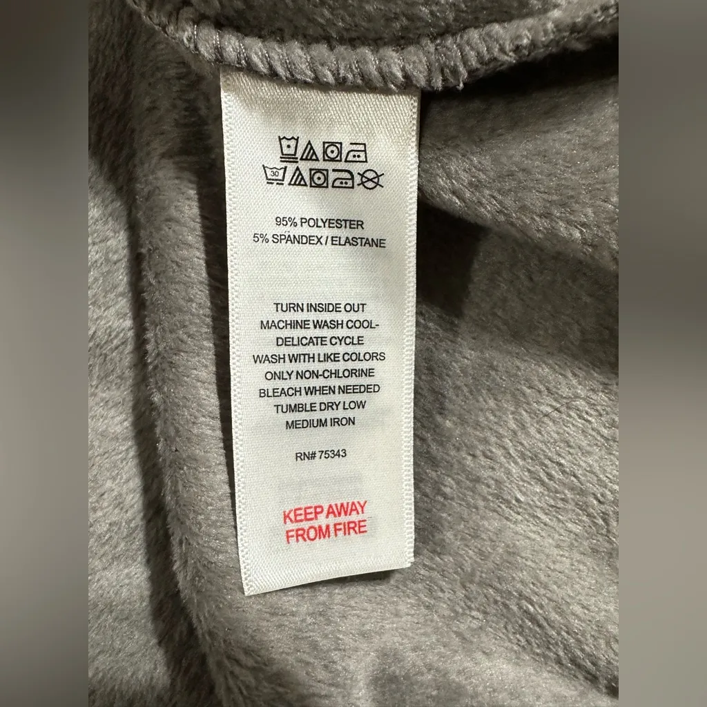 House of Harlow 1960 Velvet Velour 2 - Image 10