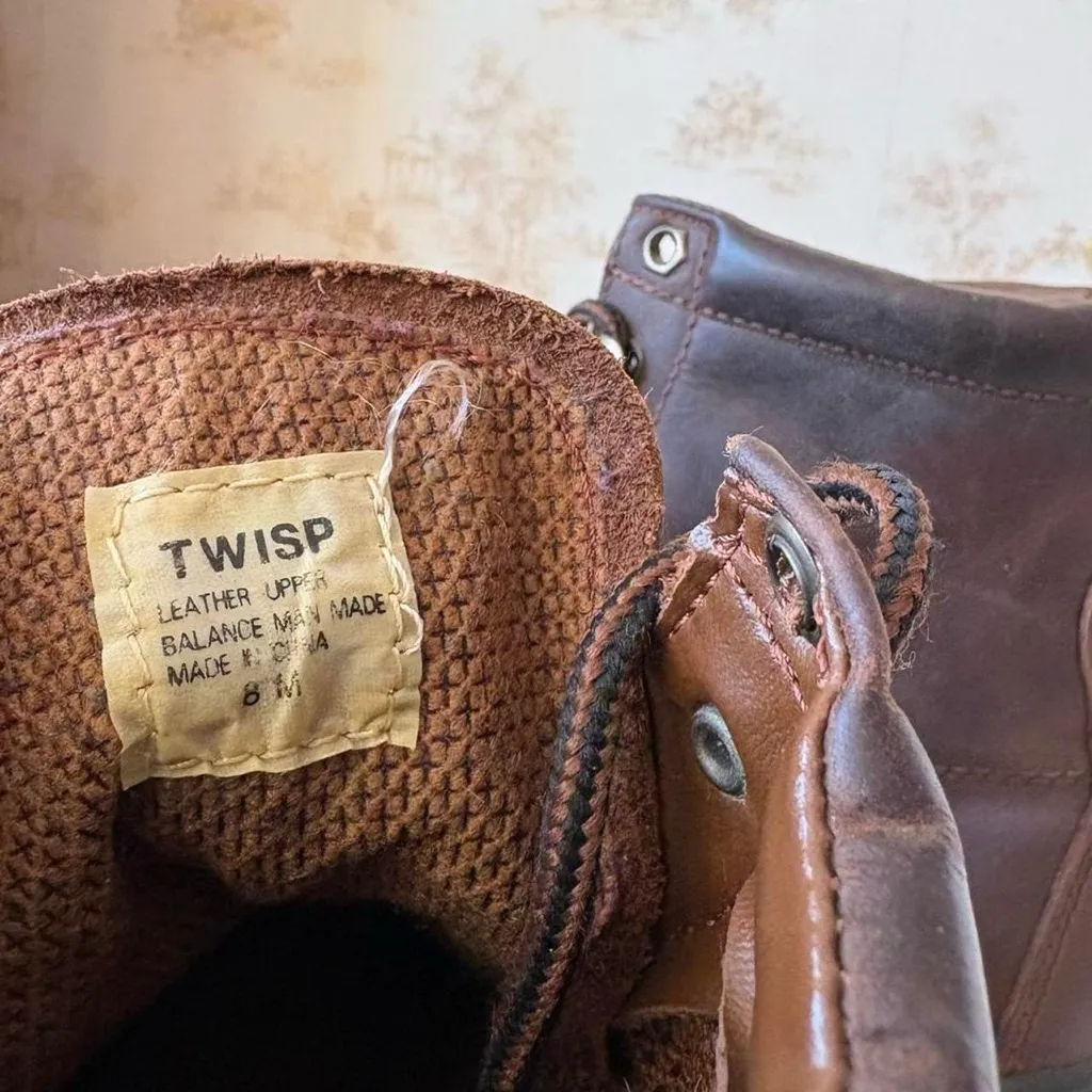 Vintage Oak Meadow brown leather moc toe outdoor lace up boots size 8M US - Image 7