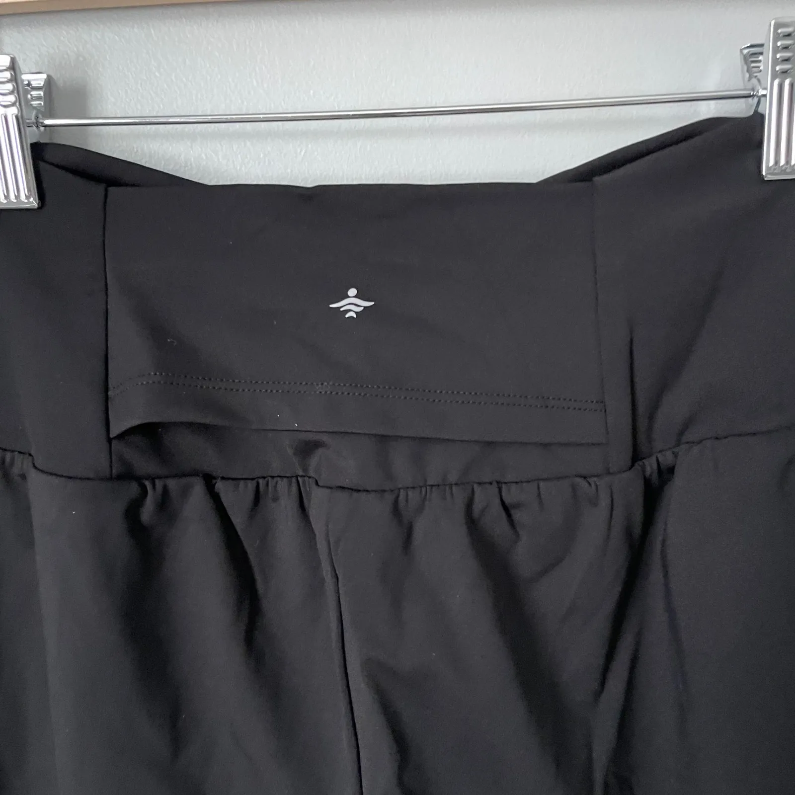Halara Black High Waisted Softlyzero Airy Athletic Shorts Women's Size Large - Image 5