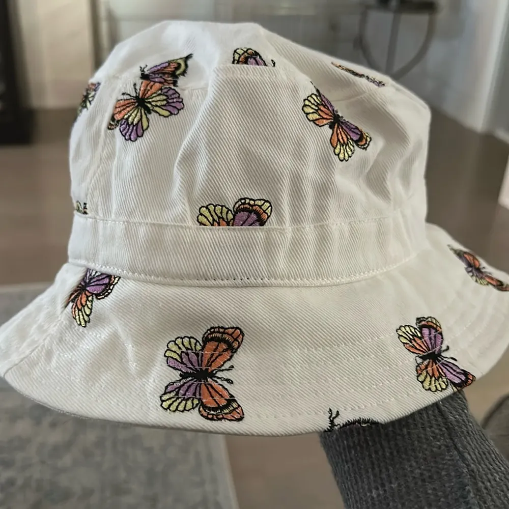 American eagle embroidered butterfly bucket hat - Image 2