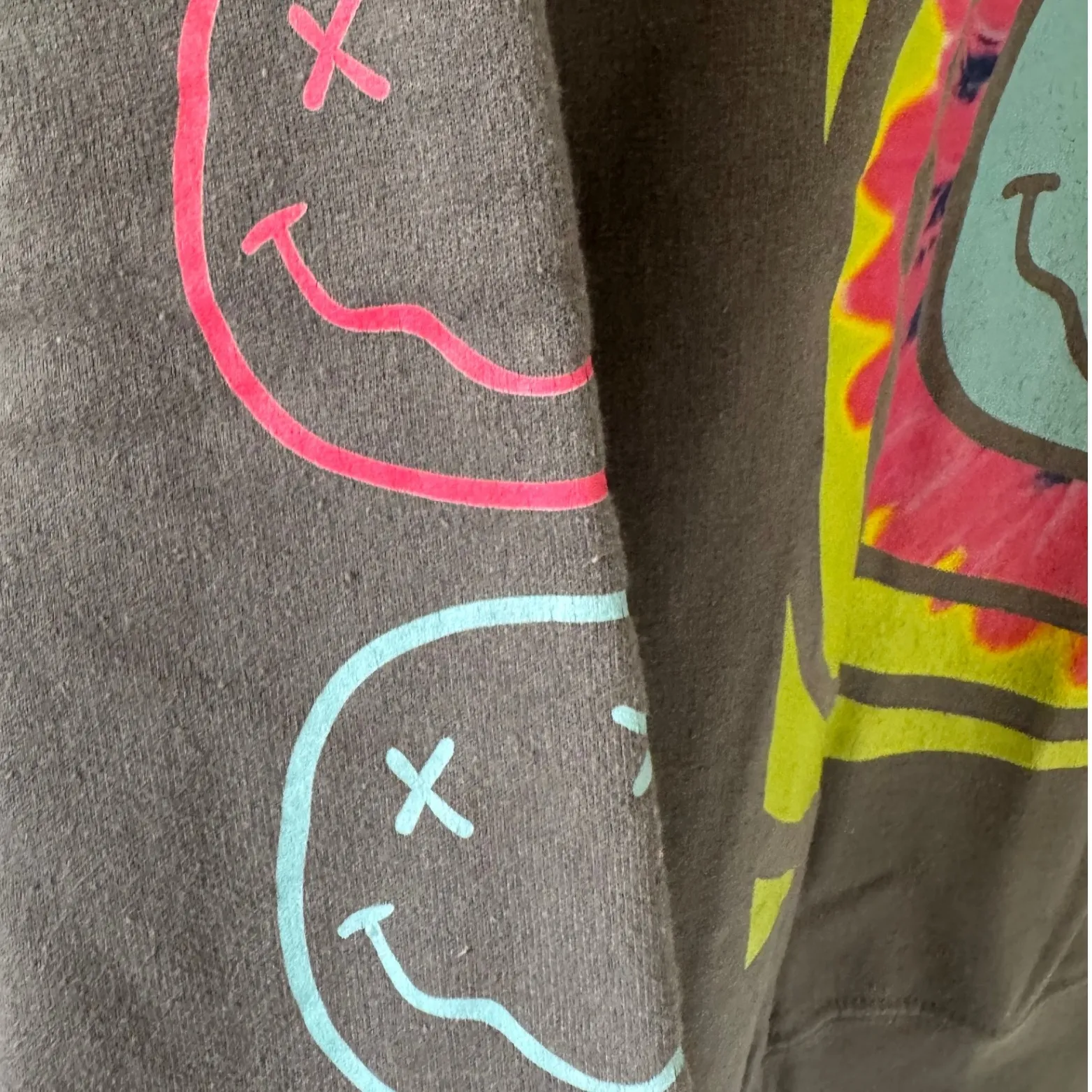 Nirvana sz M Overdyed Smiley Long Sleeve Oversized Pullover Sweatshirt Womens - Image 5