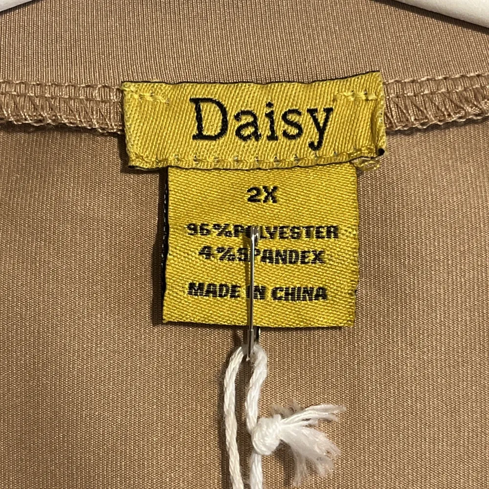 Daisy Cropped Top Women's Size 2X Beige Long Sleeve Stretch Polyester NWT - Image 4