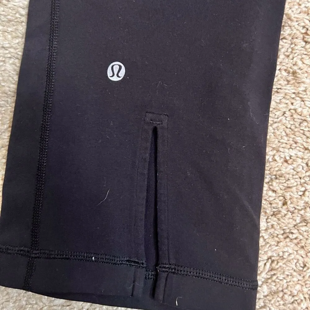 Lululemon Athletica Groove Crop‎ Split Calf Leggings Size 6 Compression Active - Image 6