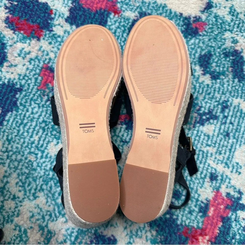 NEW TOMS Willow Wedge in Black Suede - Image 4