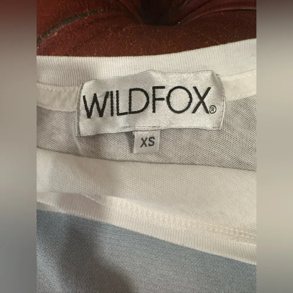 Wildfox Oversized White Sleeveless Graphic Top EUC - Image 4
