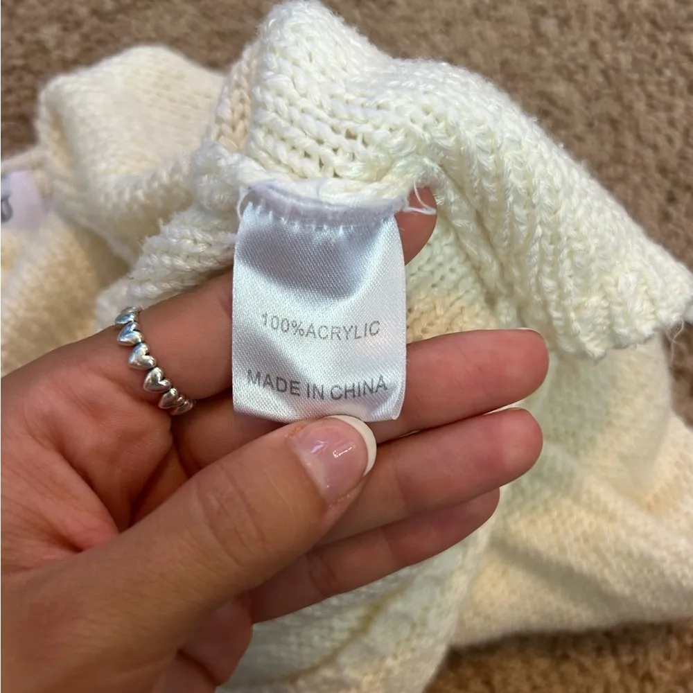 Princess Polly Cream Sweater for Women Size Small/Medium - Image 5