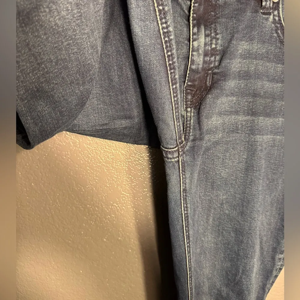 Rock and Roll Cowgirl Women’s Mid Rise Trouser Bootcut Dark Jeans Size 34 x 36 - Image 4