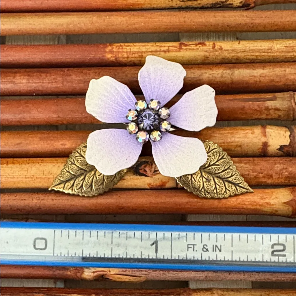 Vintage Purple Flower Brooch with Gold Leaves - Image 3